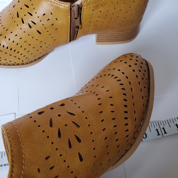 Hollow out casual shoes loafers size 7 - Picture 7 of 7